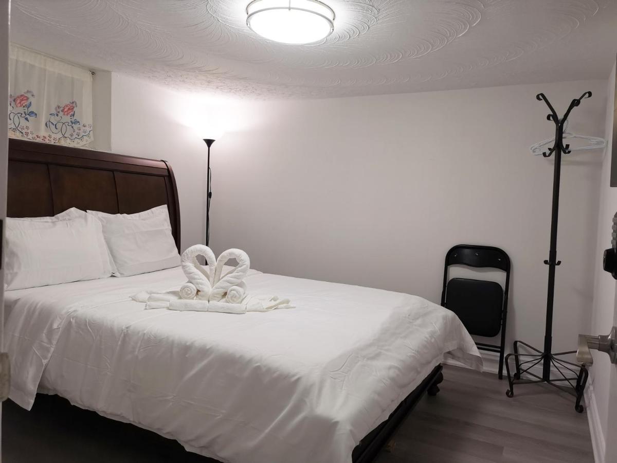 Tidy Private Rooms With Full Kitchen Toronto Zewnętrze zdjęcie